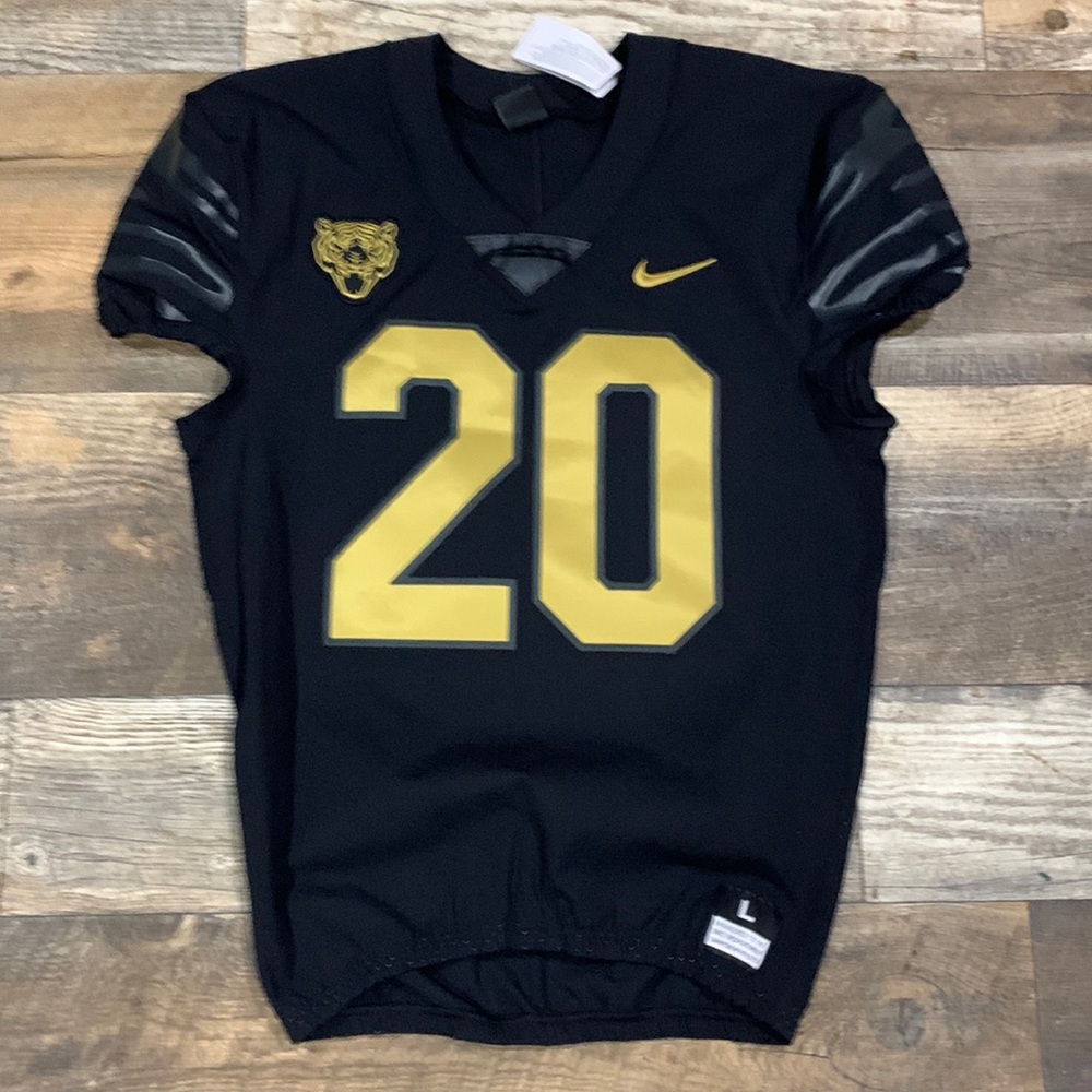 Nike players jersey size Large